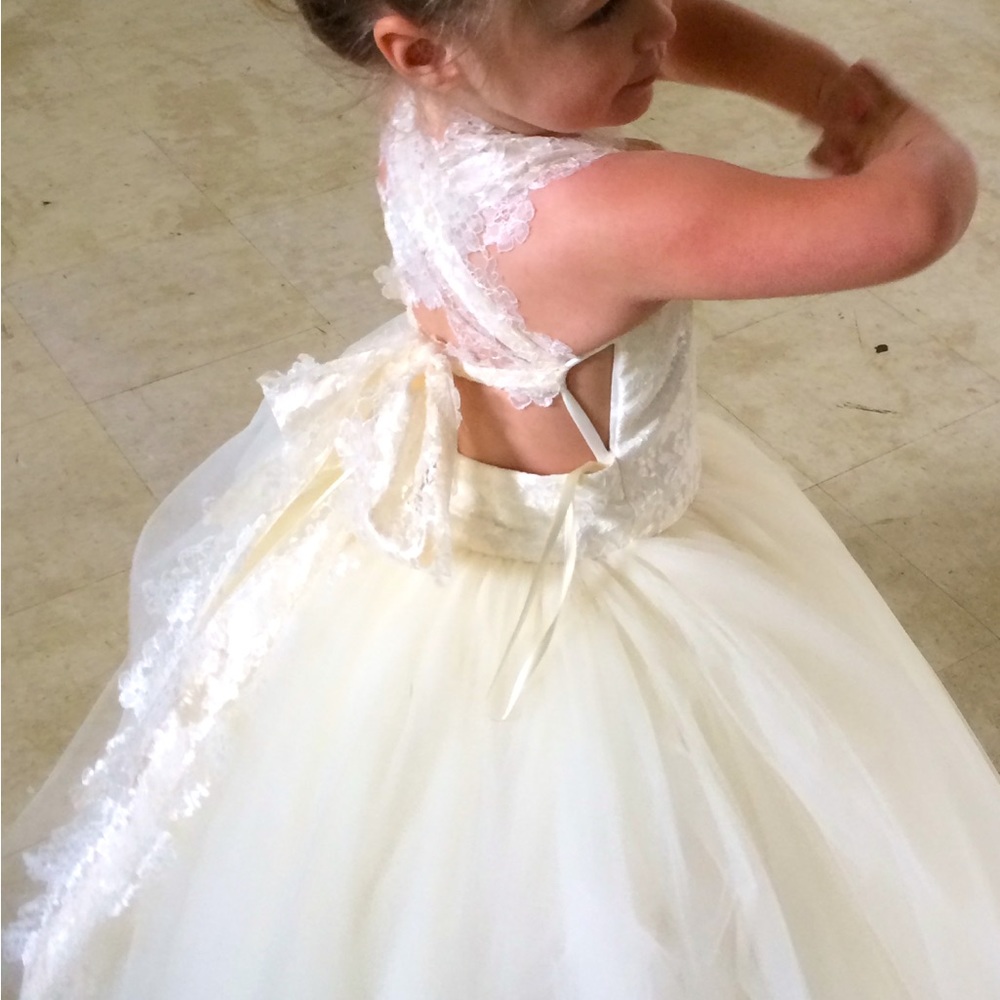 Amalee flower girl dress with lace bodice and lace tie sashes